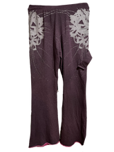 Load image into Gallery viewer, 1/1 Fuchsia Spider Lily Sweatpant
